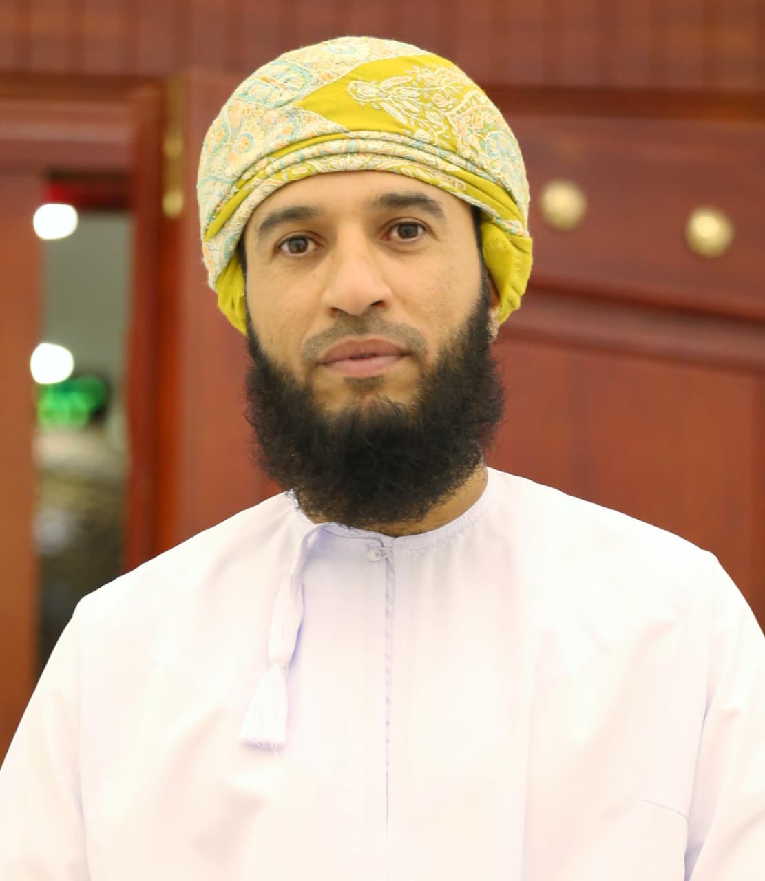 أ. نبهان بن حمود بن محمد اليعربي